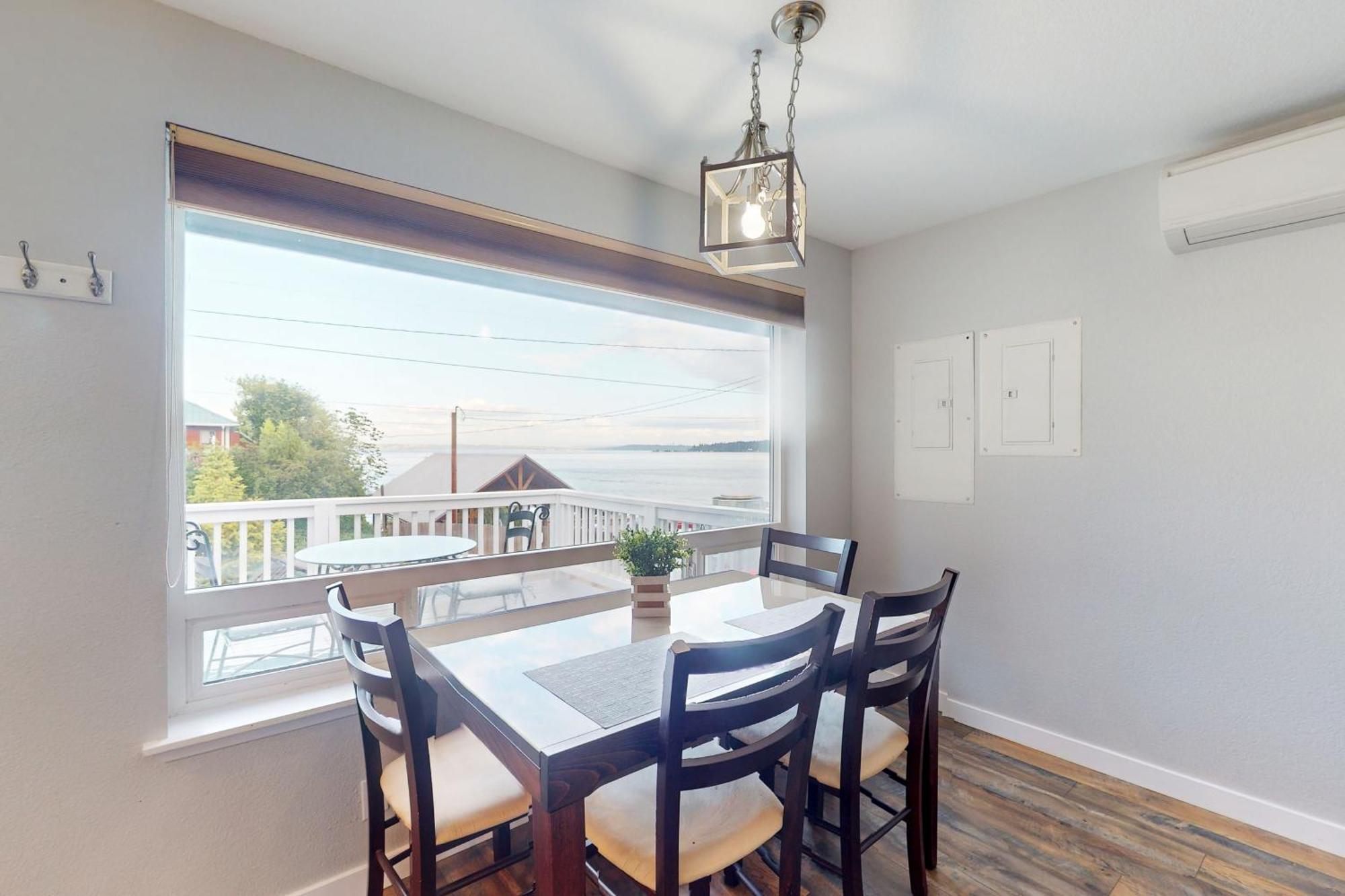 Tides Out Loft Apartment Suquamish Exterior foto